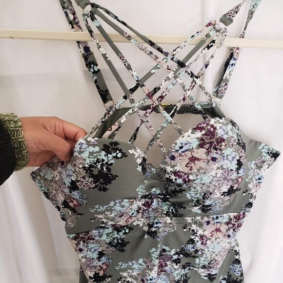 Ambrielle Woman Multicolor Strappy Push Up Top Piece Only Bathing Suit Size XL - Picture 2 of 13